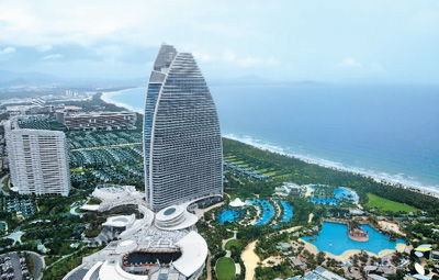 中央媒體看海南 加快建設國際旅游消費中心 海南邁向 度假購物天堂