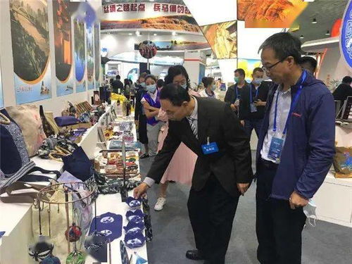 交響絲路 如意甘肅 特色旅游商品璀璨亮相第七屆四川國(guó)際旅游交易博覽會(huì)