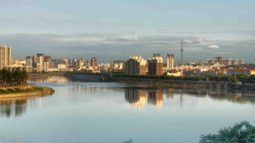 它被譽(yù)為四川的第二大城市,經(jīng)濟(jì)繁榮風(fēng)景優(yōu)美,你到過(guò)這個(gè)地方嗎